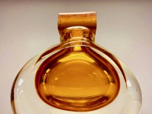 simple perfume bottle design