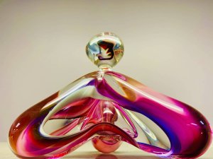 Design  Glass perfume bottle, Beautiful perfume bottle, Perfume bottle art